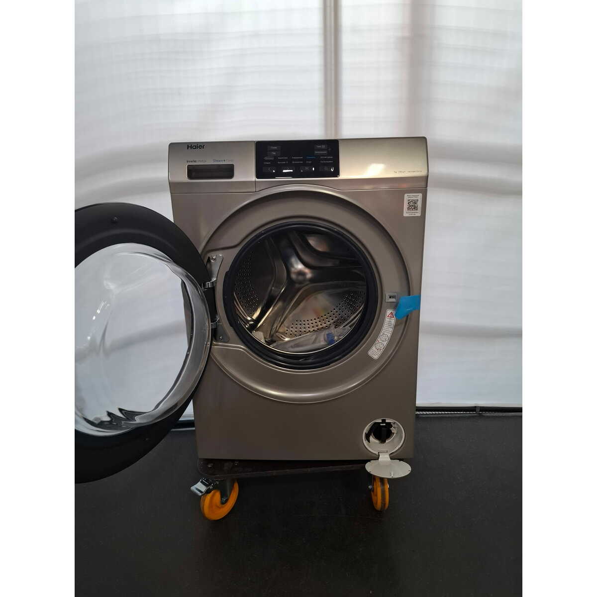 Стиральная машина Haier HW70-BP12919S (Цвет: Silver)