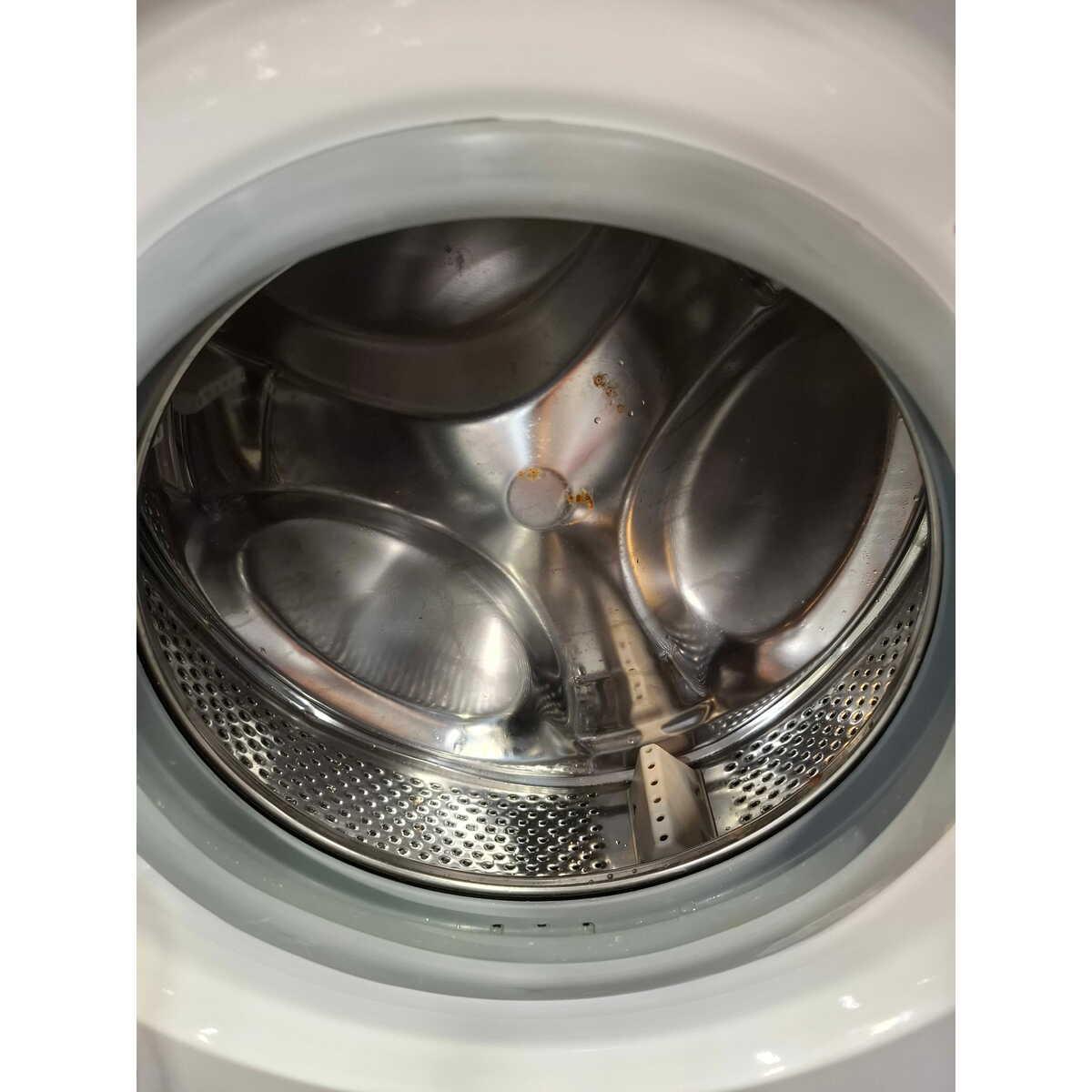 Стиральная машина Indesit IWUC 4105, белый