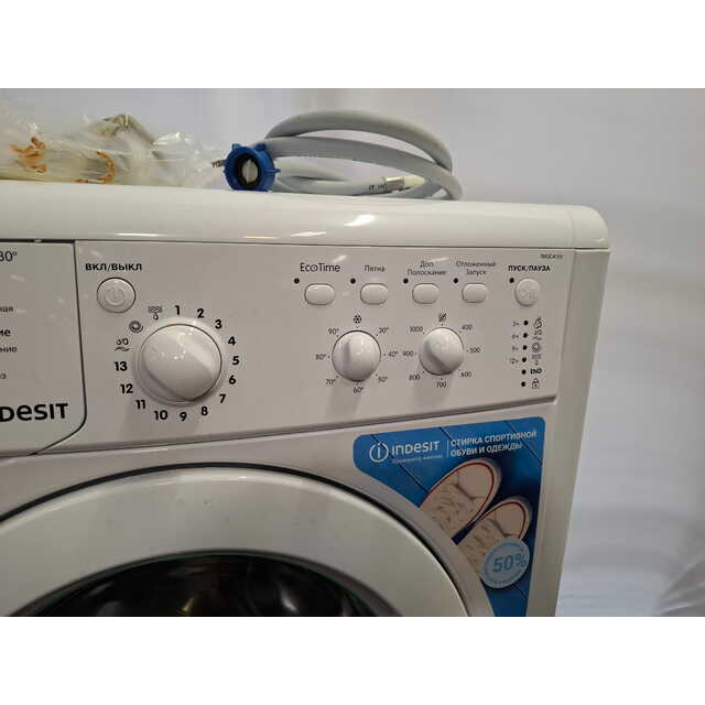 Стиральная машина Indesit IWUC 4105, белый