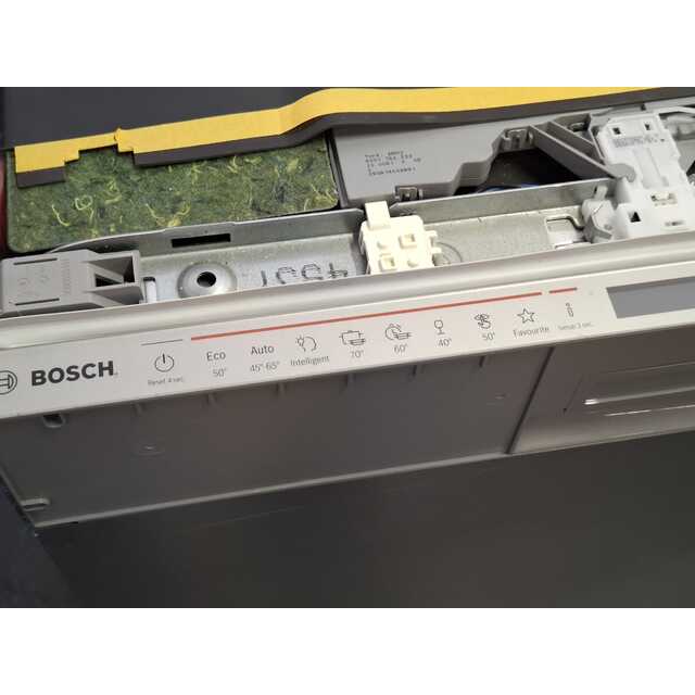 Посудомоечная машина Bosch SMV8YCX02E, белый