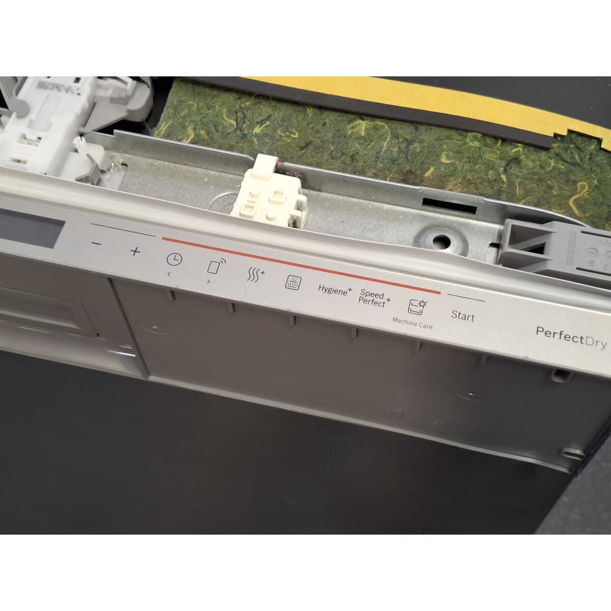 Посудомоечная машина Bosch SMV8YCX02E, белый