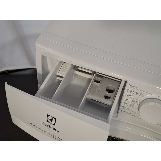 Стиральная машина Electrolux EW6FN448W (Цвет: White)