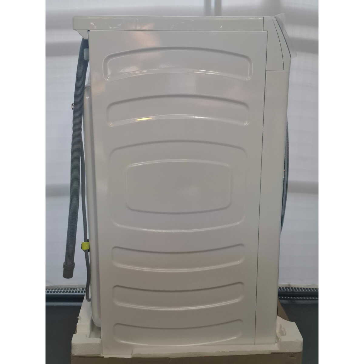 Стиральная машина Haier HW80-B14279, белый