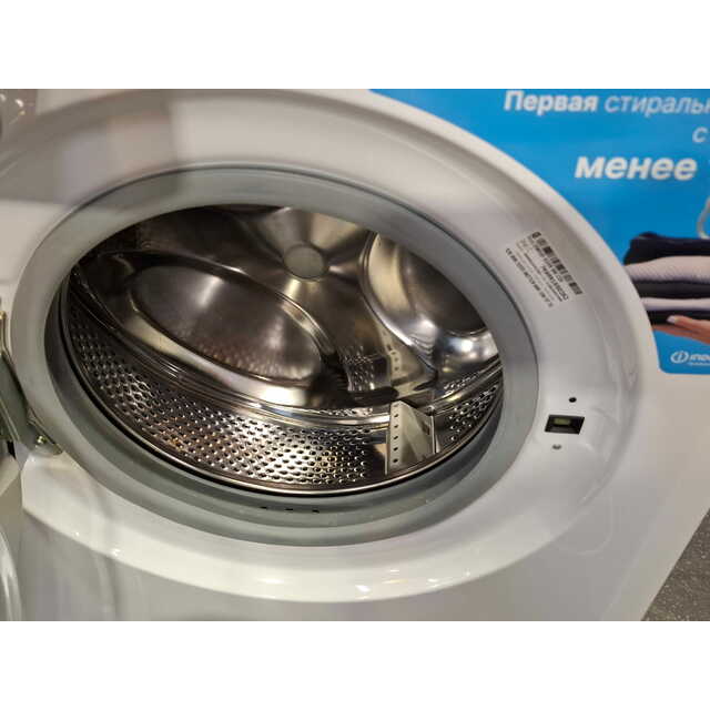 Стиральная машина Indesit EWUD 4105 BK CIS, белый