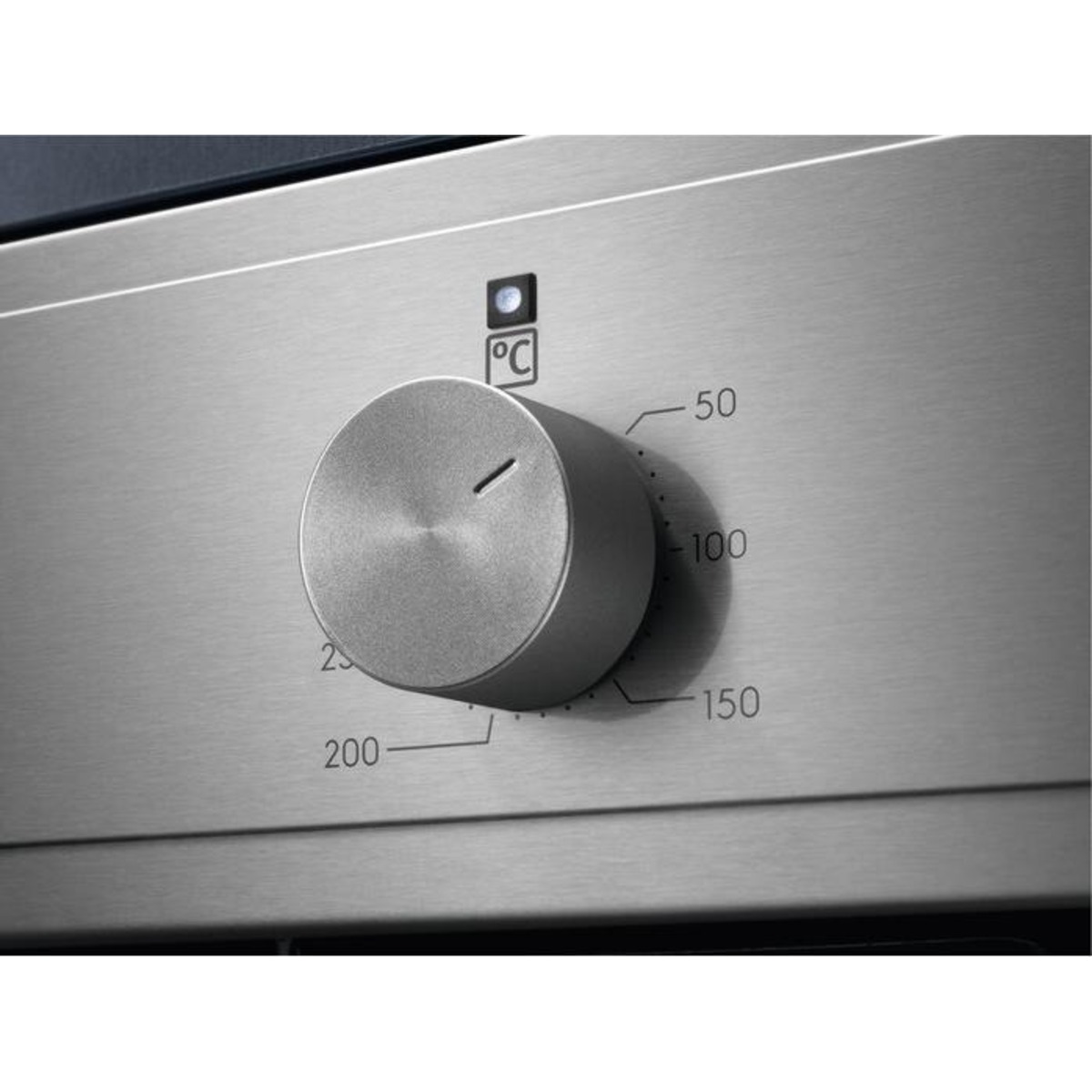 Духовой шкаф Electrolux EOF3H00BX (Цвет: Inox)