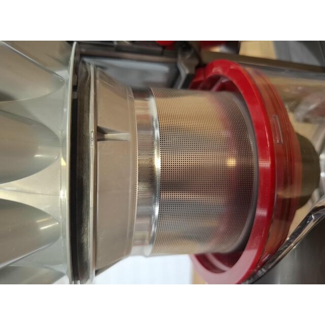 Пылесос Dyson V8 (Цвет: Silver / Nickel) Пылесос Dyson V8 (Цвет: Silver / Nickel)