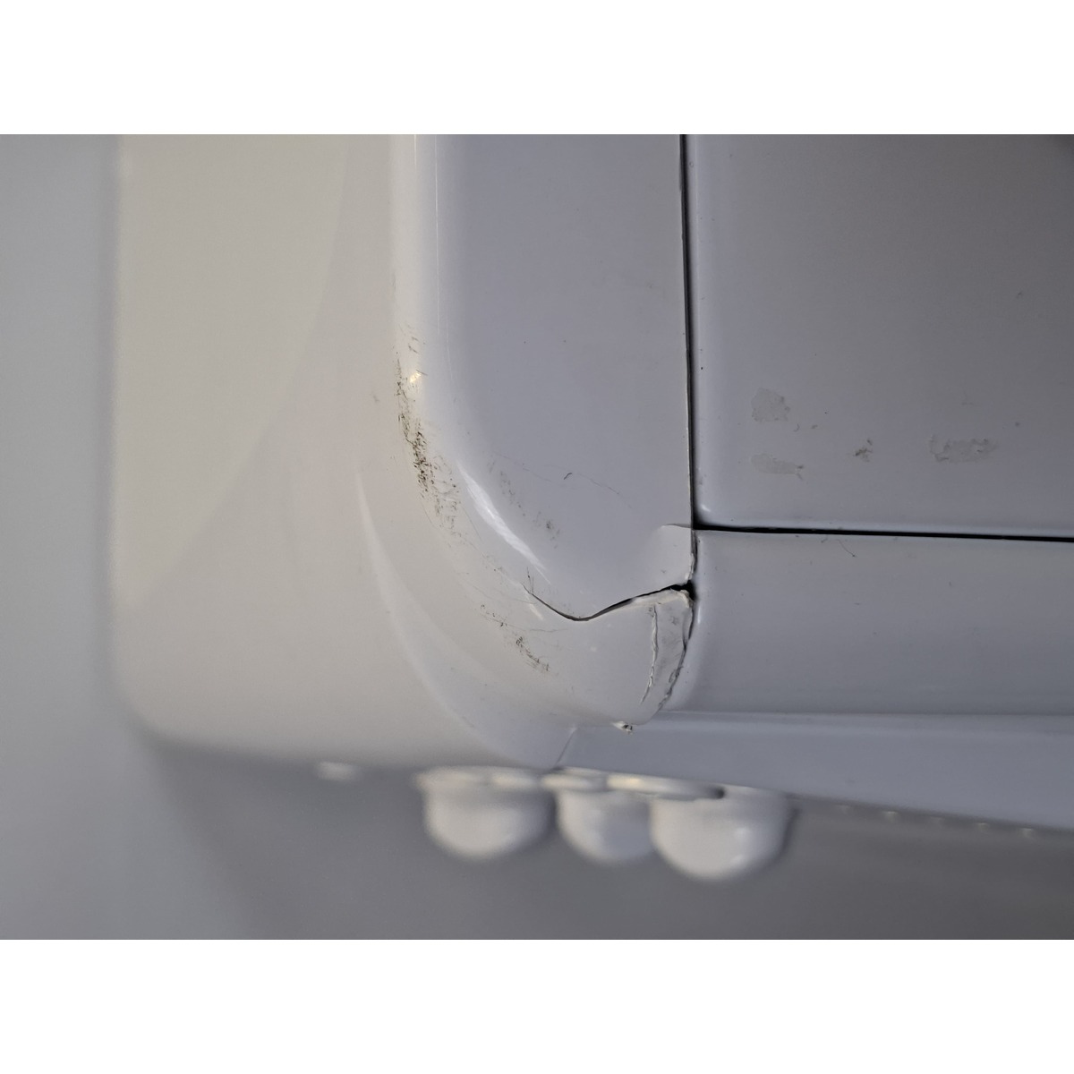 Стиральная машина Indesit IWUD 4085 (CIS), белый