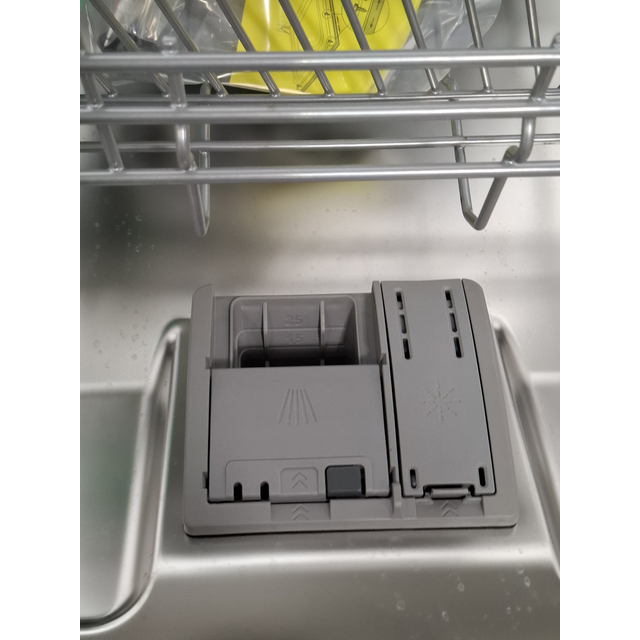 Посудомоечная машина Bosch SPH4HMX31E, белый