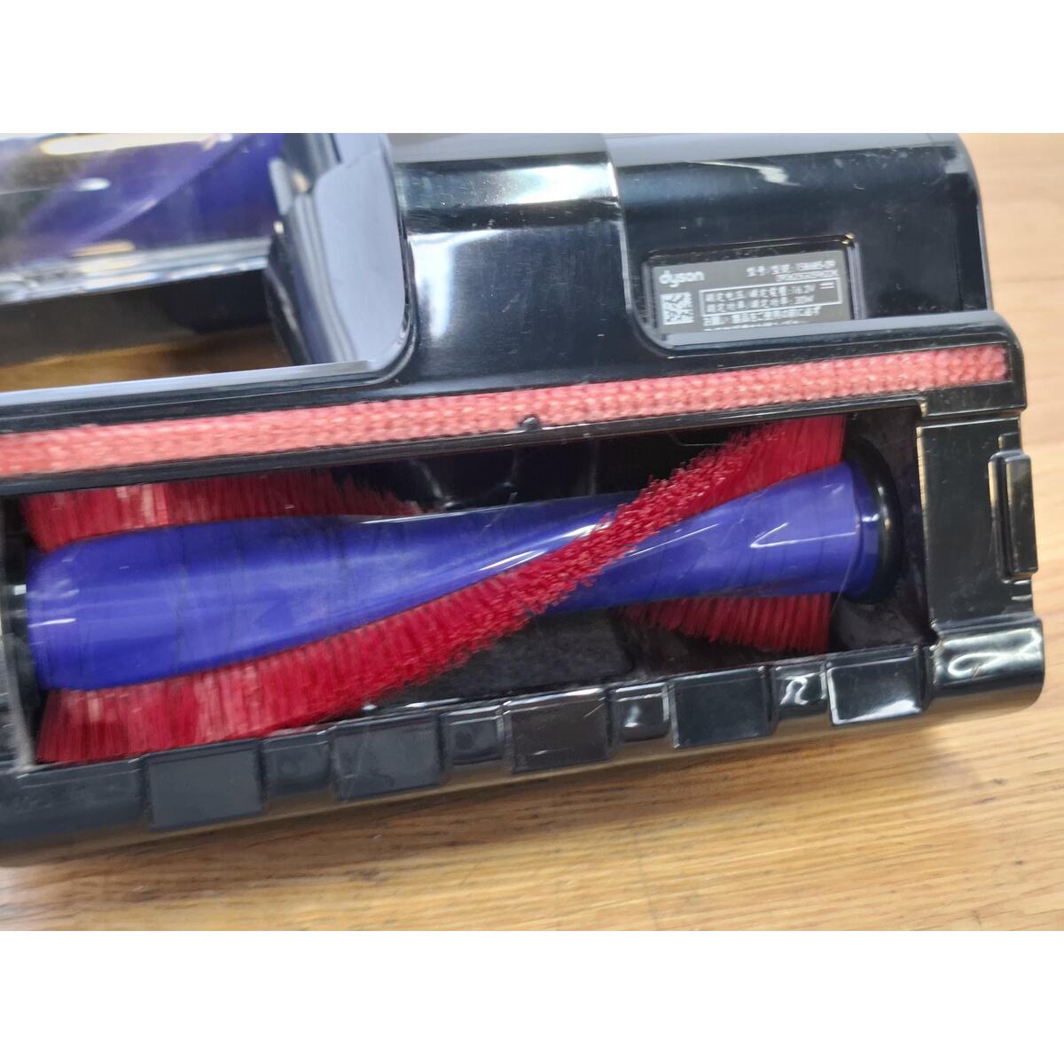Пылесос Dyson Cyclone V8 New, черный
