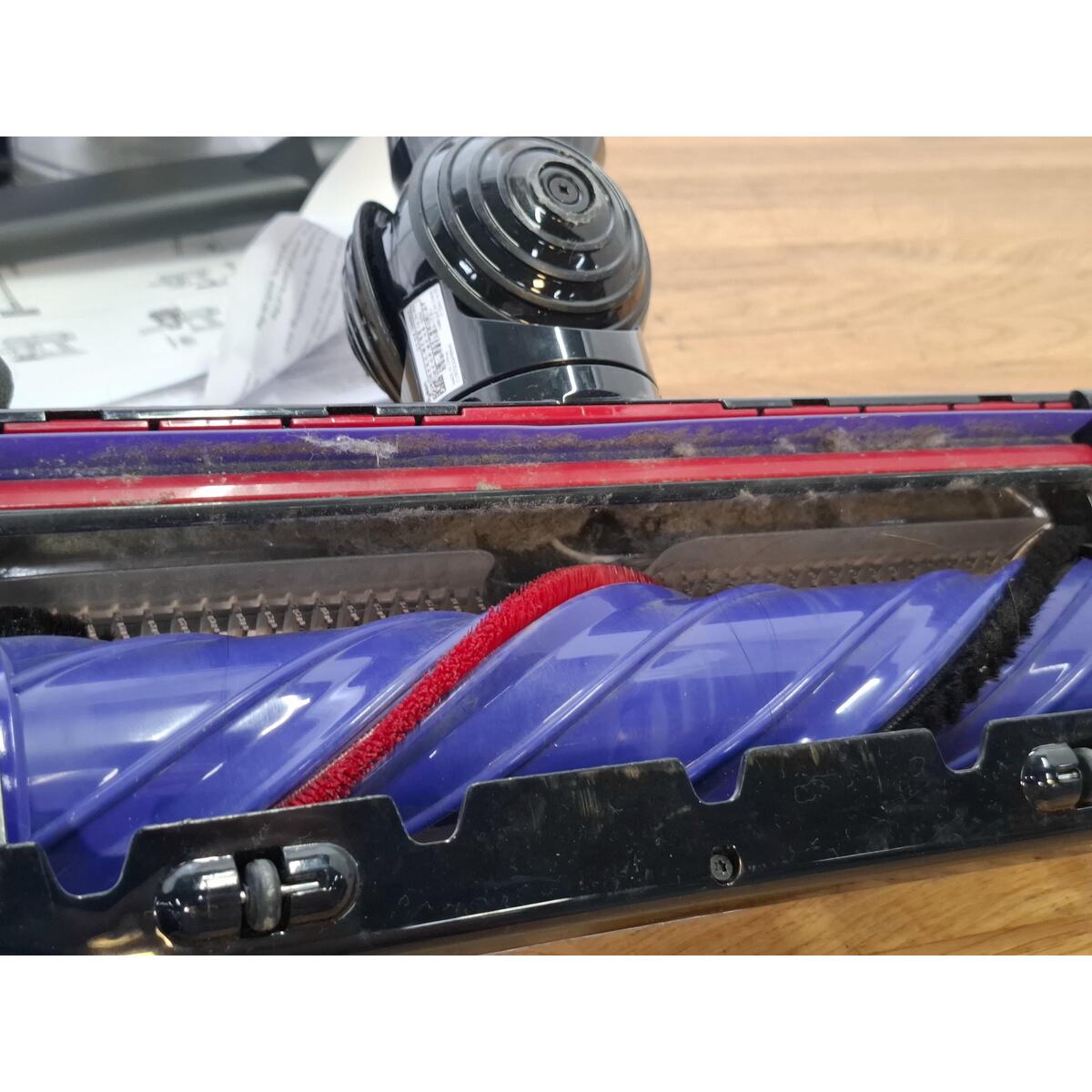 Пылесос Dyson Cyclone V8 New, черный