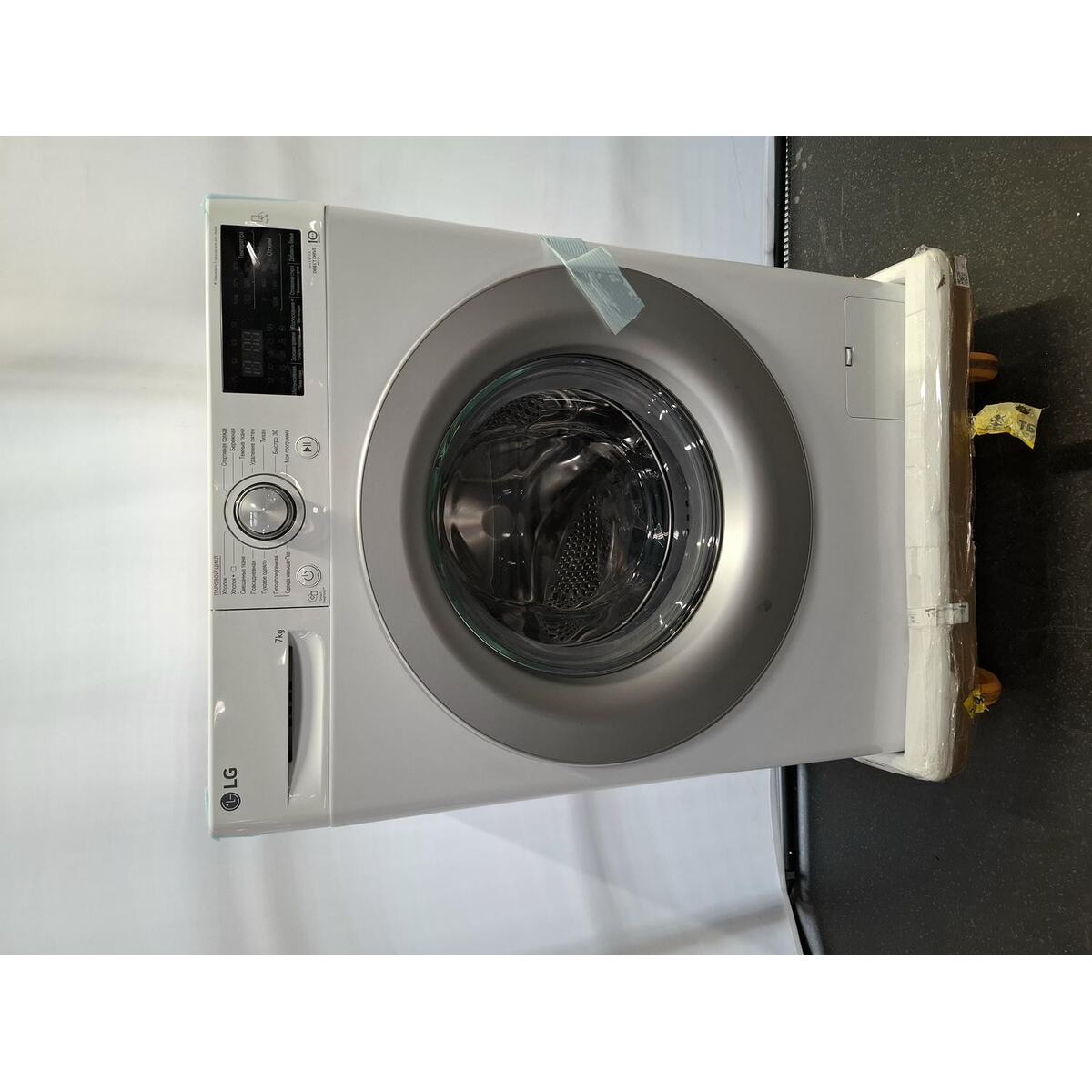 Стиральная машина LG F2M5HS4WP, белый