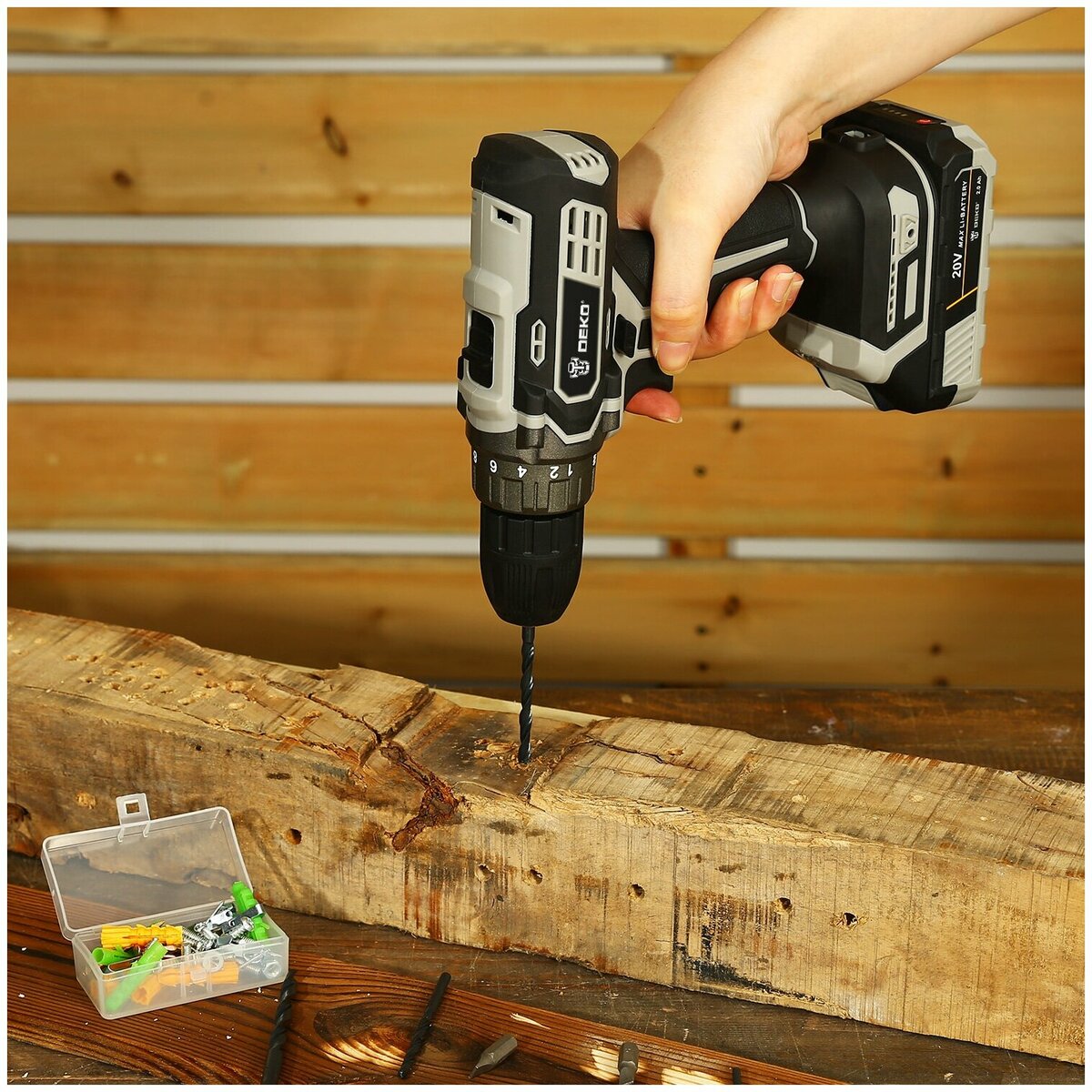 Дрель-шуруповерт Deko DKCD20 (Цвет: Black)