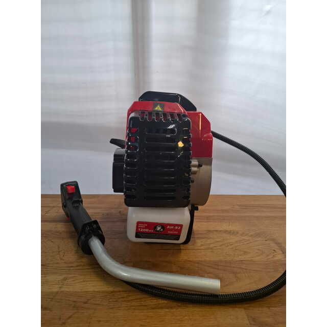 Триммер бензиновый MTX MT-52 (2-коробки) (Цвет: Red / Black)