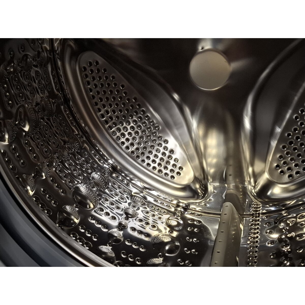 Стиральная машина LG F2J3HS8W, белый 