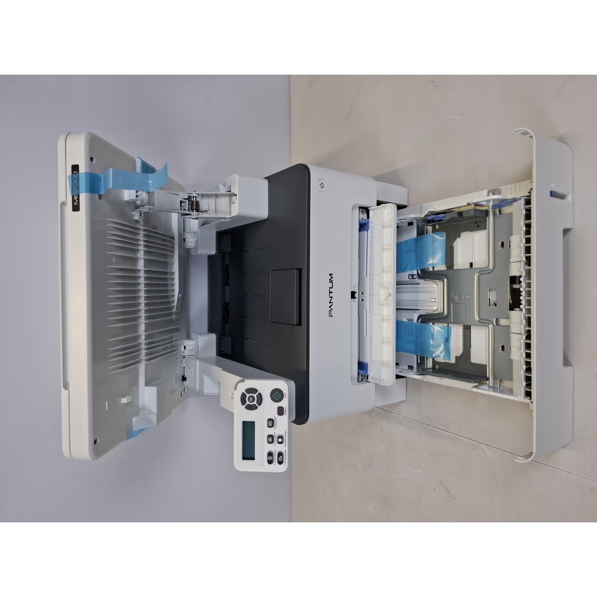 МФУ лазерный Pantum M6700D, белый