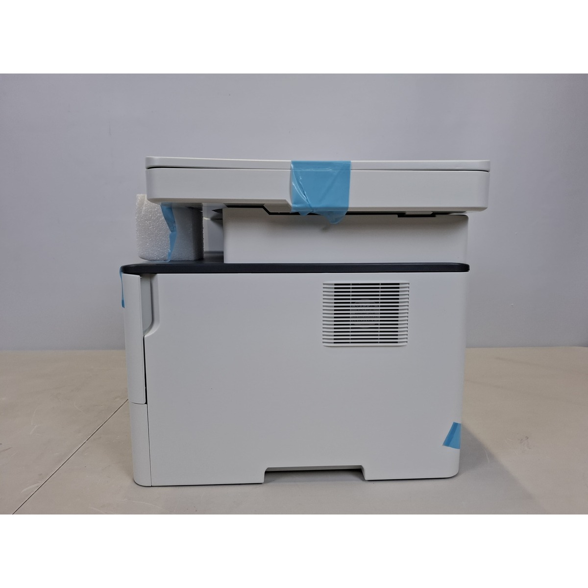 МФУ лазерный Pantum M6700D, белый