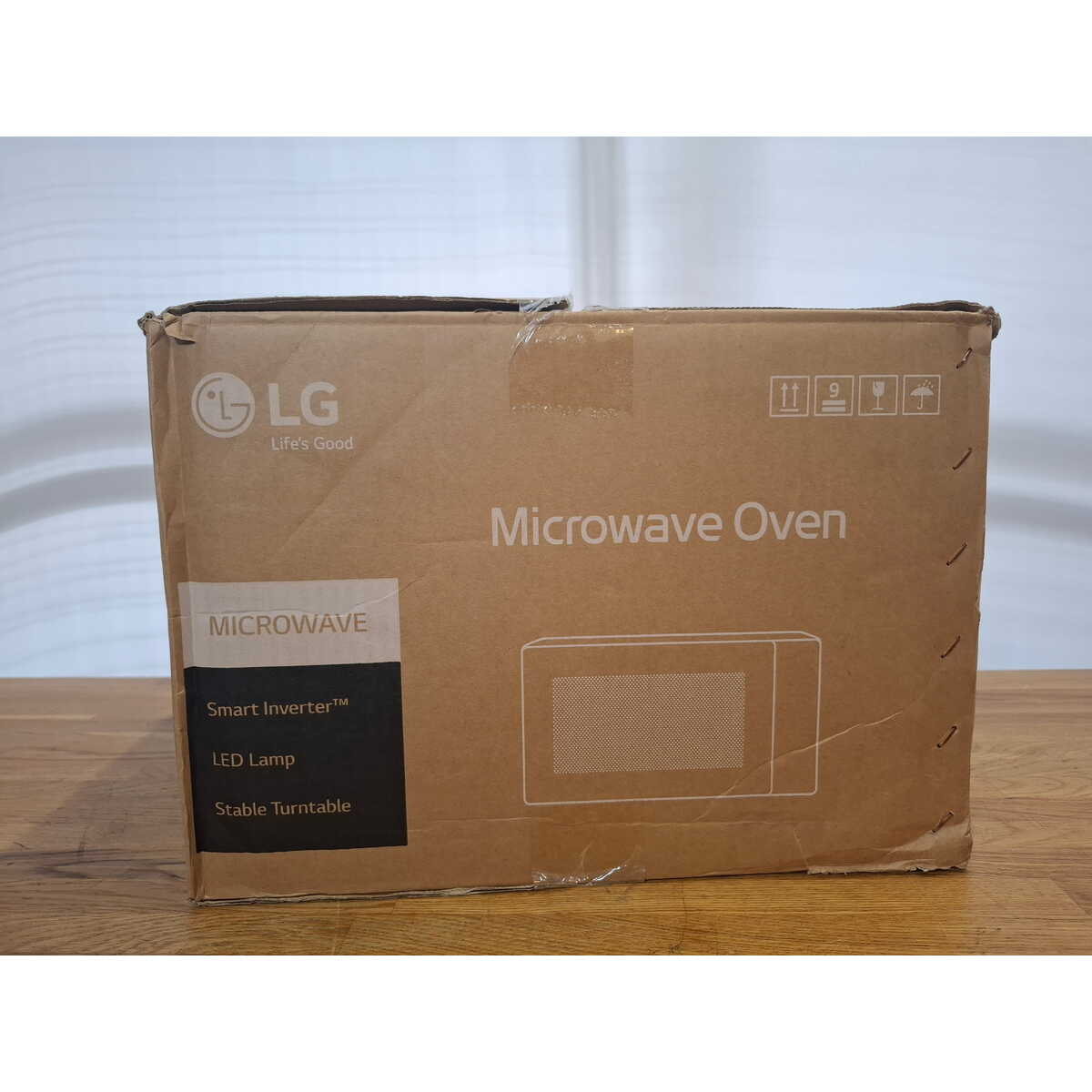 Микроволновая печь LG MW23R35GIB, черный
