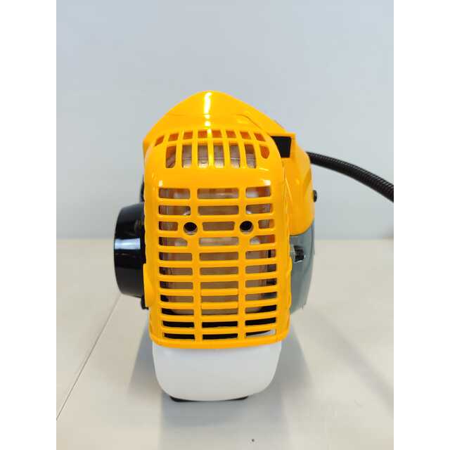Триммер бензиновый Champion T444S-2 (2-коробки) (Цвет: Yellow / Black)