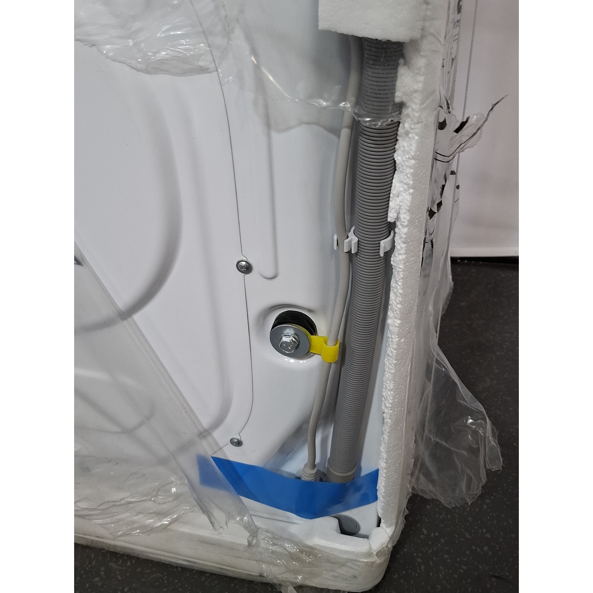Стиральная машина Vitek VT-WSE8201, белый