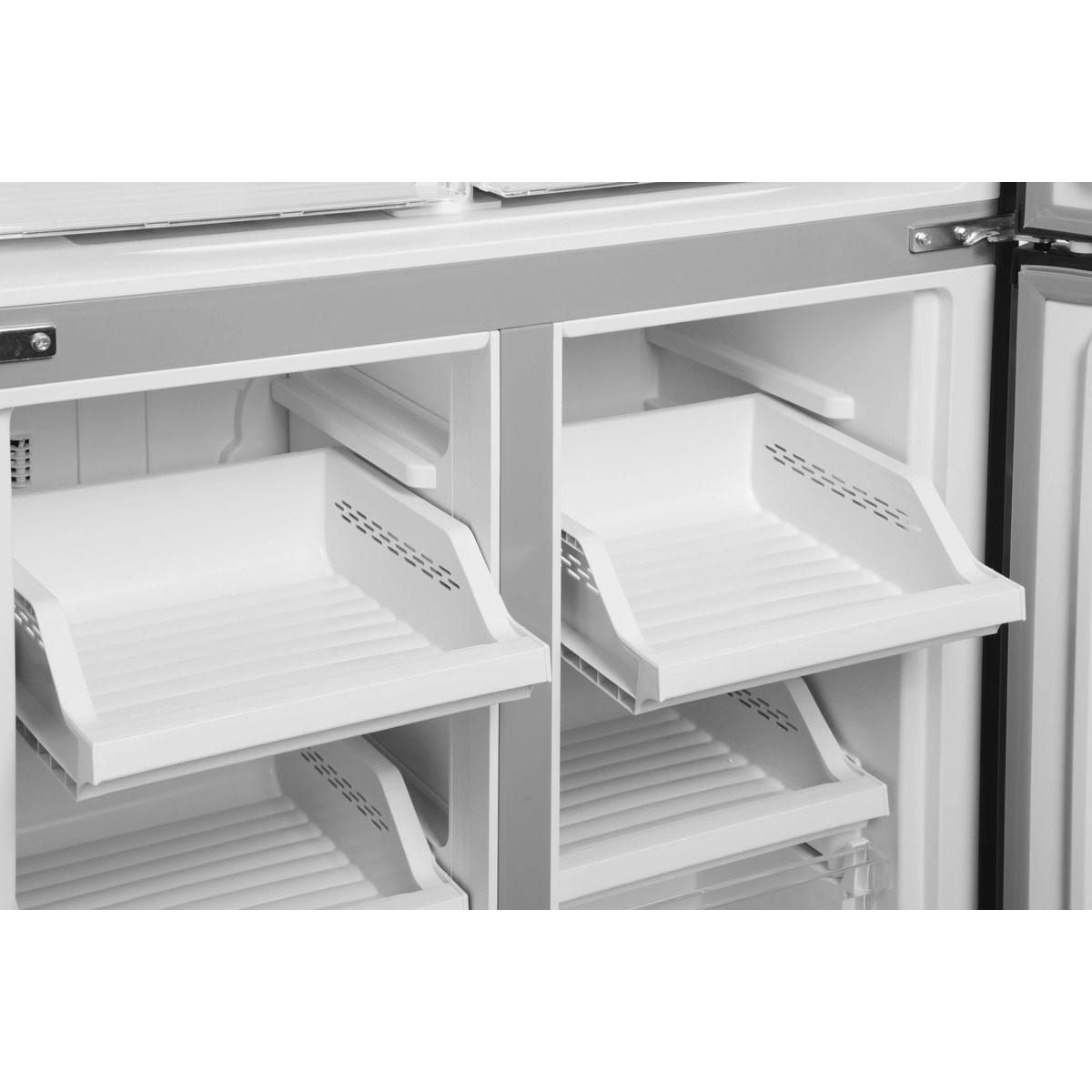 Холодильник Hyundai CM45083F, черный