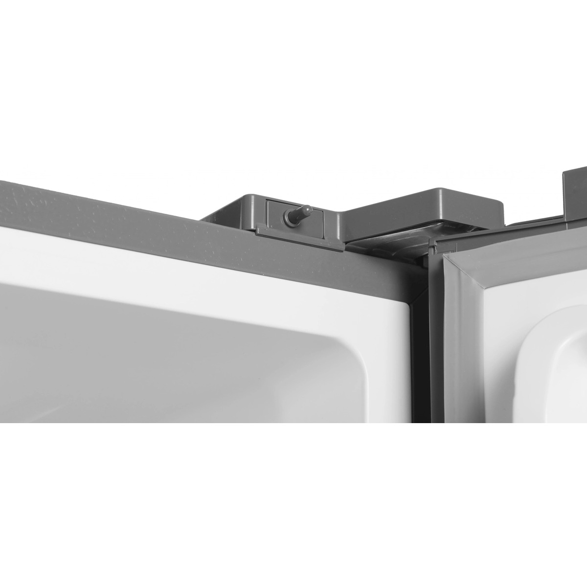 Холодильник Hyundai CM45083F, черный