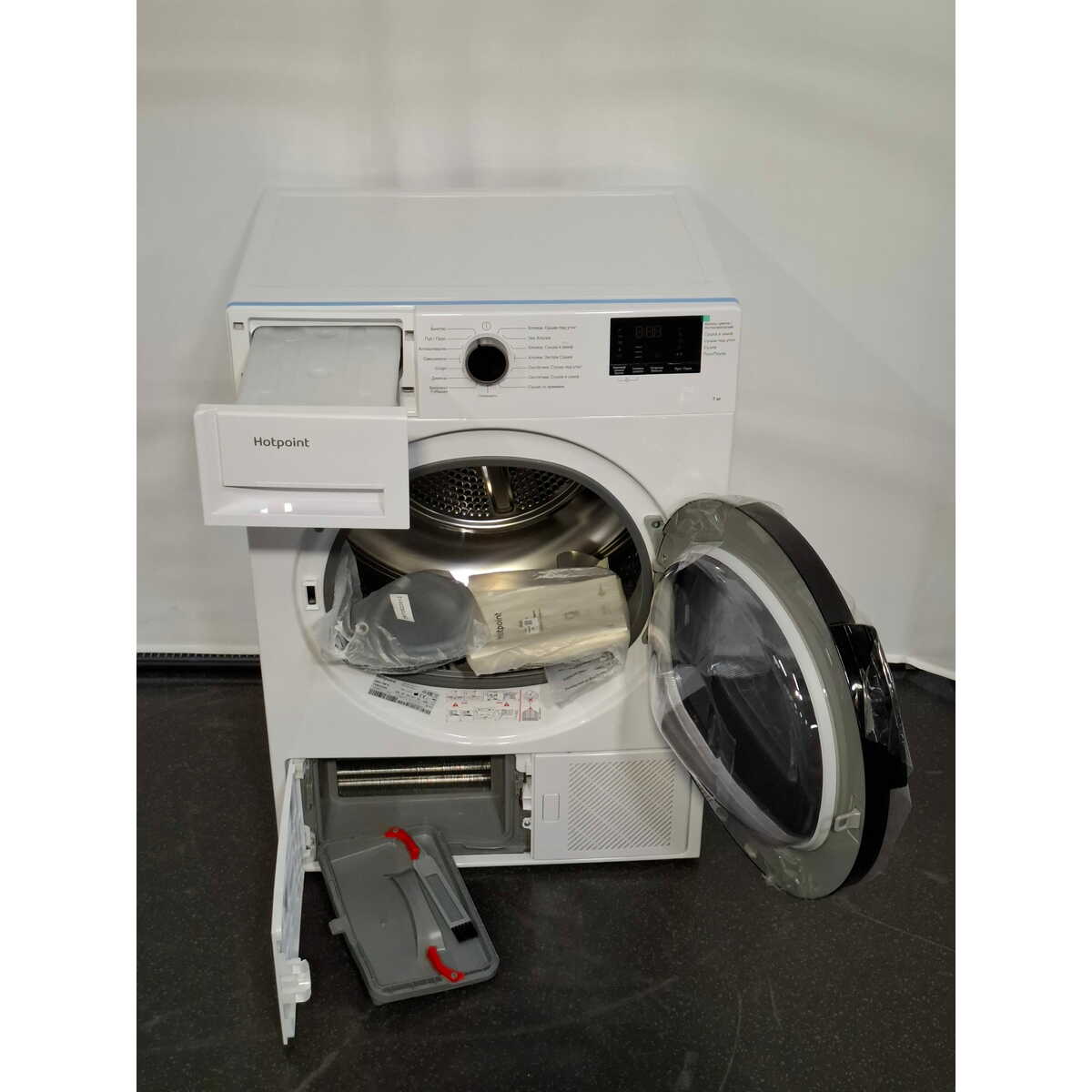 Сушильная машина Hotpoint-Ariston DSH 725 H, белый