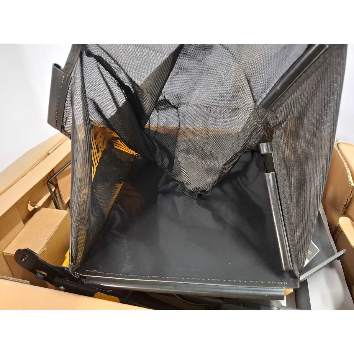 Газонокосилка роторная Denzel DLM-460 (Цвет: Yellow/Black)