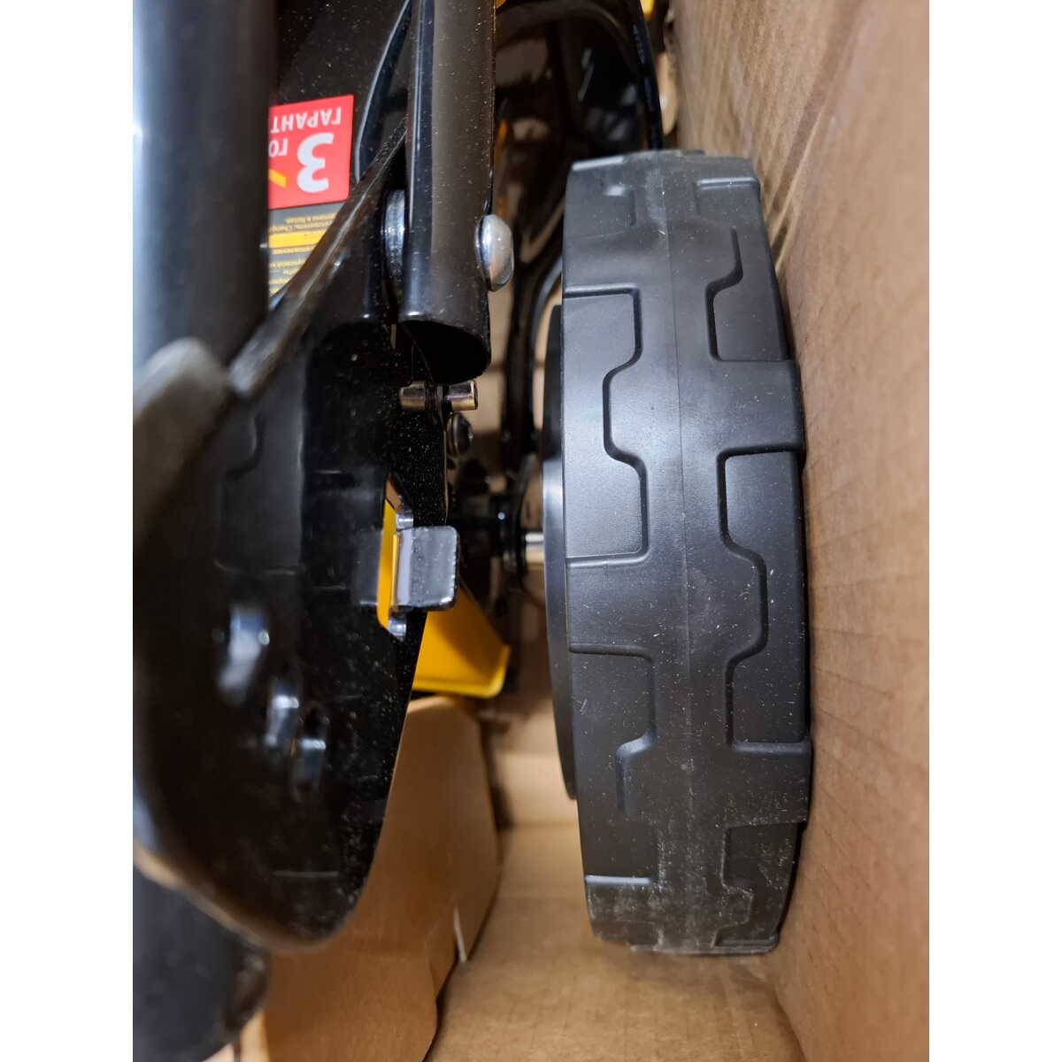 Газонокосилка роторная Denzel DLM-460 (Цвет: Yellow/Black)