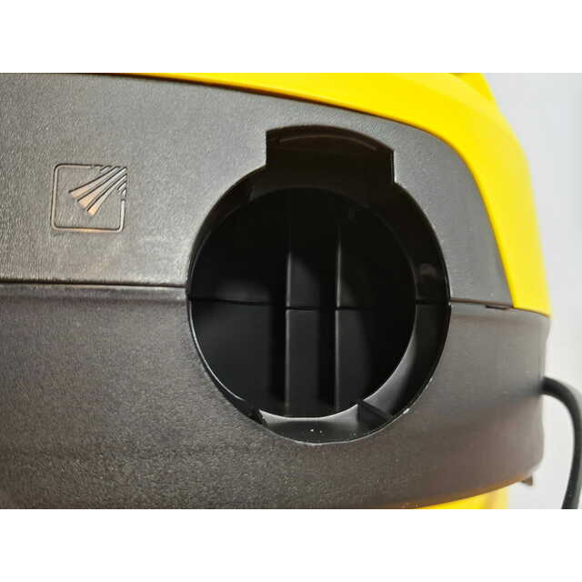 Строительный пылесос Karcher WD 2 Plus V-12 / 4 / 18 (Цвет: Yellow)