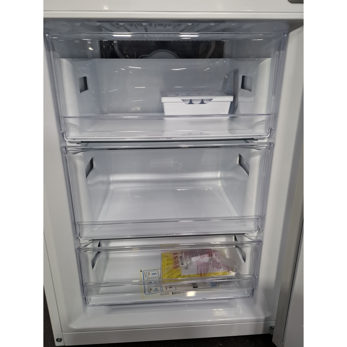 Холодильник LG GA-B509CQSL, белый