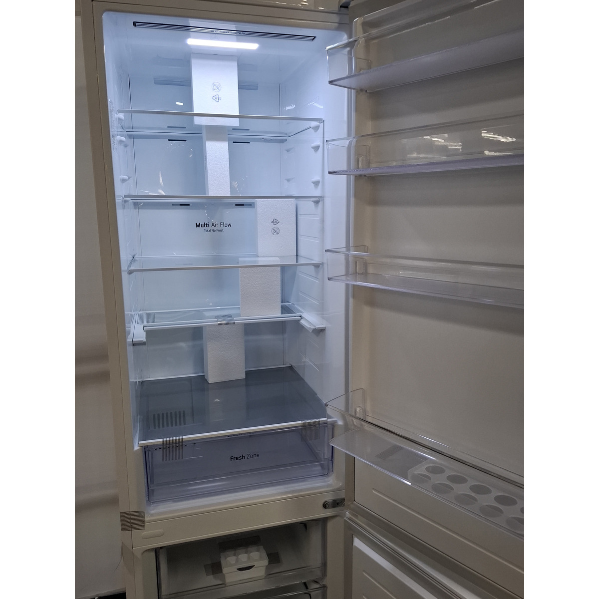 Холодильник LG GA-B509CQSL, белый