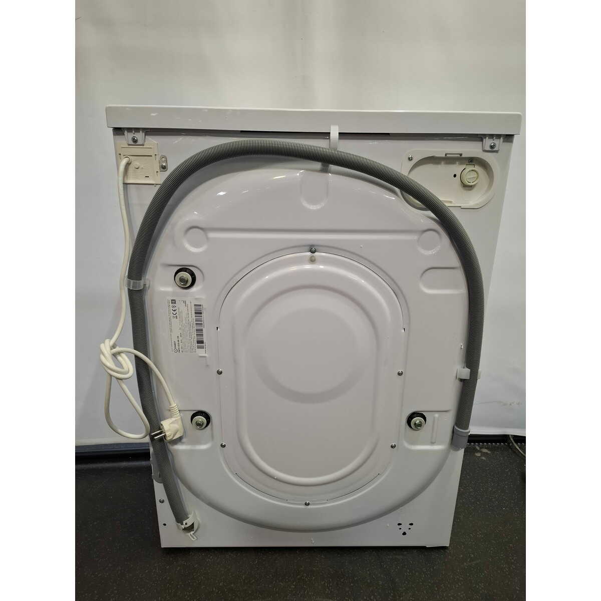 Стиральная машина Indesit EWUD 4105 BK CIS, белый