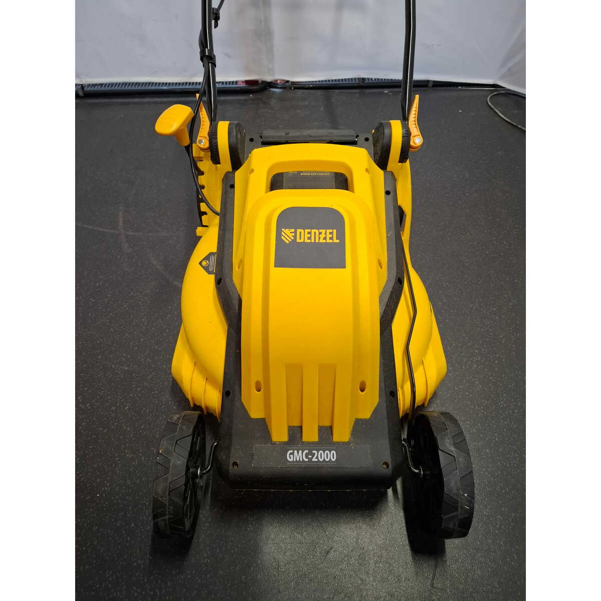 Газонокосилка роторная Denzel GMC-2000 (Цвет: Yellow / Black)
