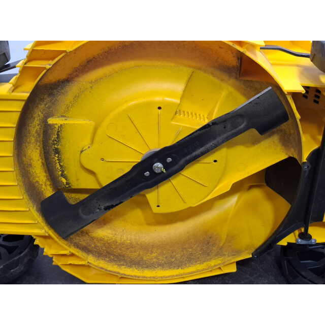 Газонокосилка роторная Denzel GMC-2000 (Цвет: Yellow / Black) Газонокосилка роторная Denzel GMC-2000 (Цвет: Yellow / Black)