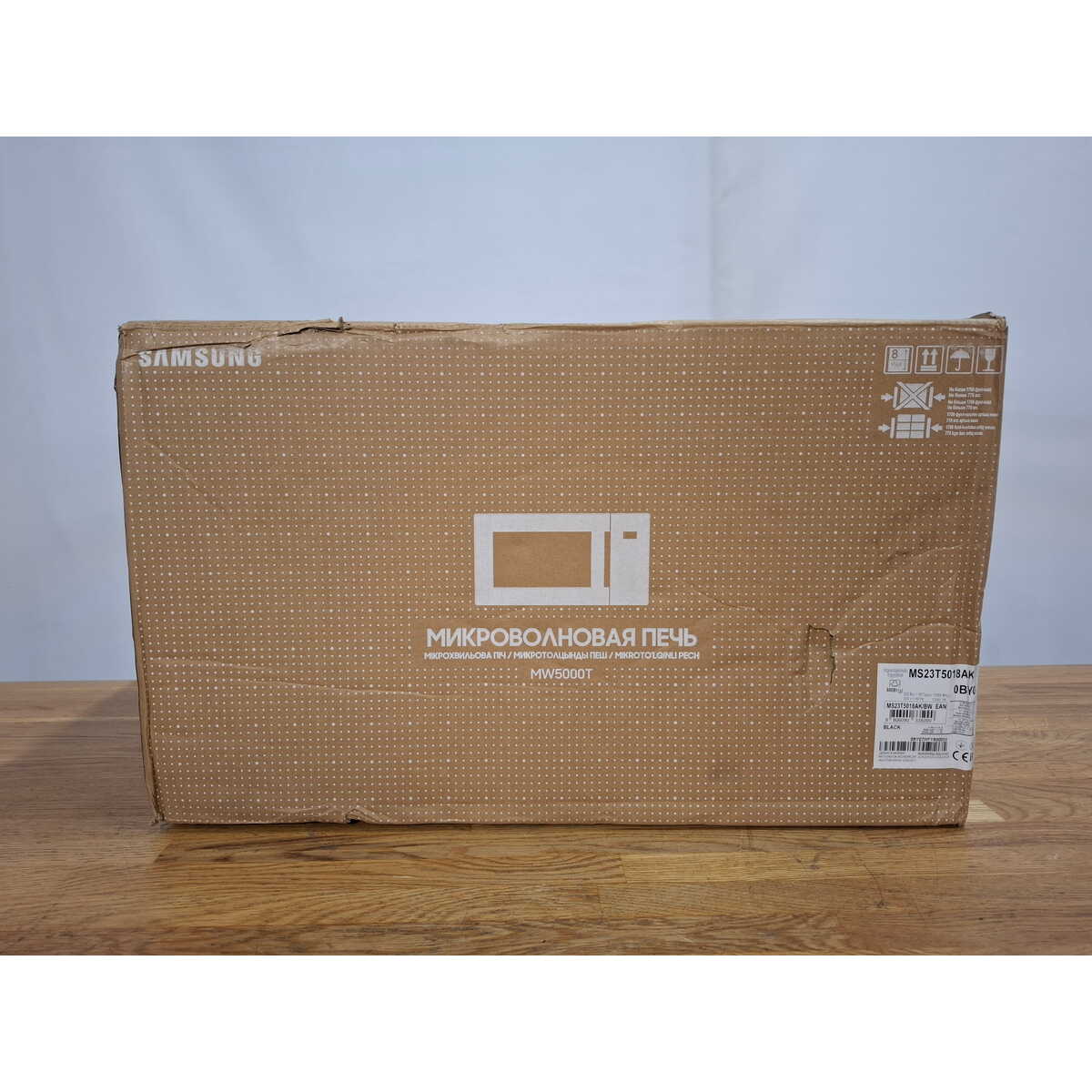 Микроволновая печь Samsung MS23T5018AK, черный