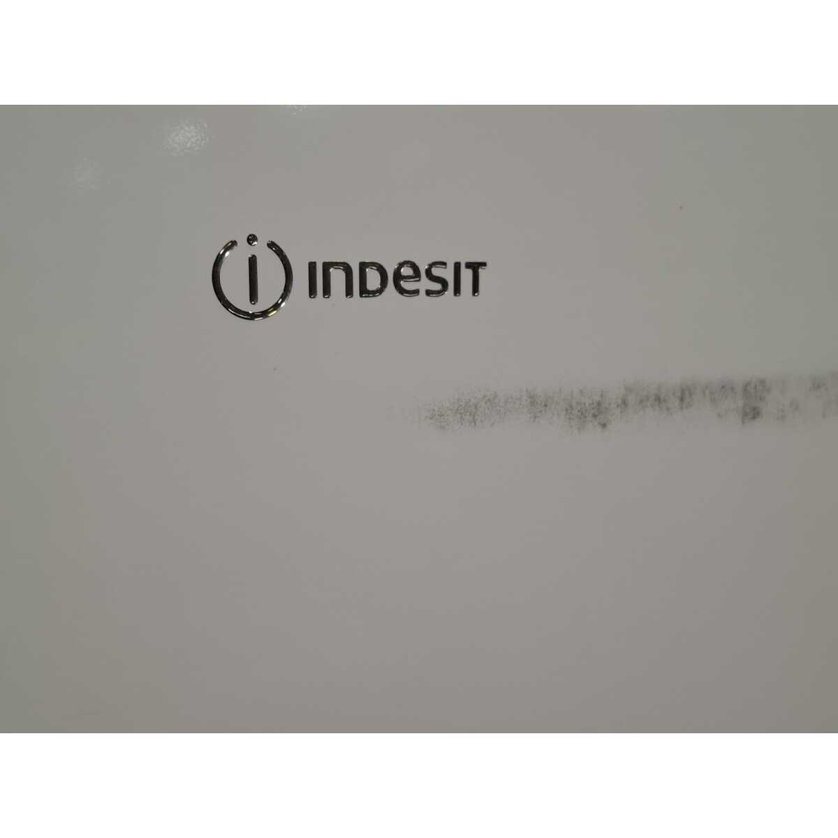 Холодильник Indesit ITR 4160 W, белый