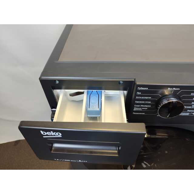 Стиральная машина Beko WSPE7H616A (Цвет: Anthracite) Стиральная машина Beko WSPE7H616A (Цвет: Anthracite)