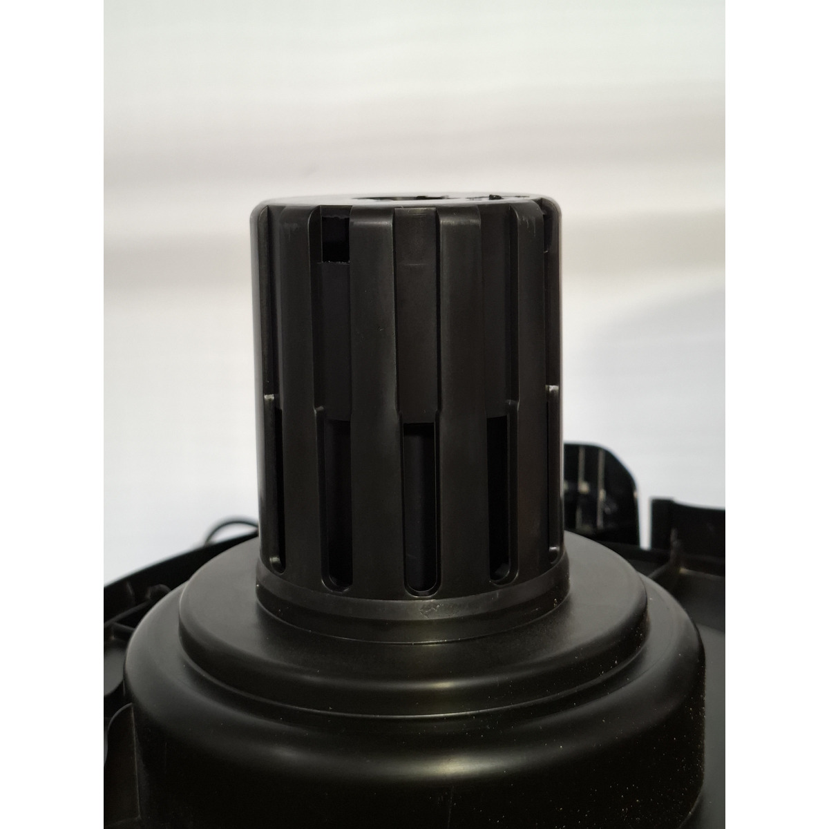 Строительный пылесос Karcher WD 3 S V-17 / 4 / 20 (Цвет: Yellow)