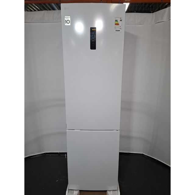 Холодильник LG GA-B509CQSL, белый