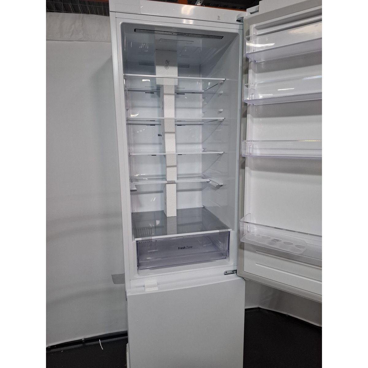 Холодильник LG GA-B509CQSL, белый