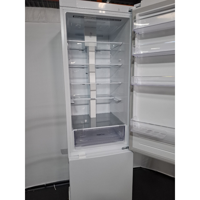 Холодильник LG GA-B509CQSL, белый