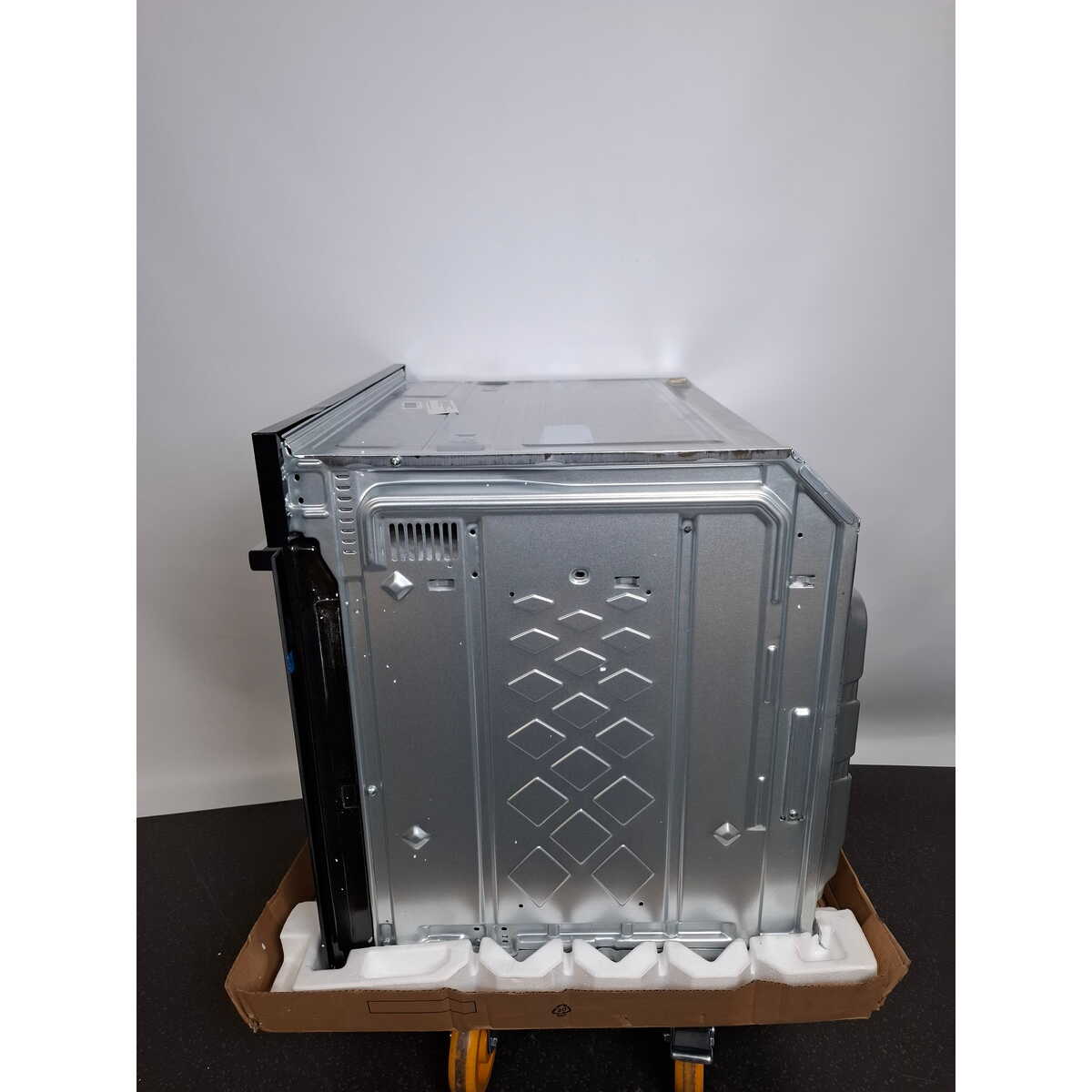 Духовой шкаф Indesit IFE 3644 BL, черный