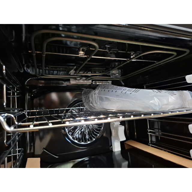 Духовой шкаф Indesit IFE 3644 BL, черный
