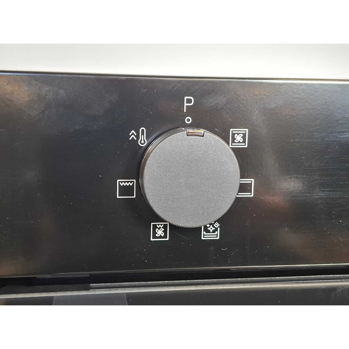 Духовой шкаф Indesit IFE 3644 BL, черный