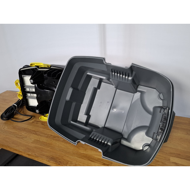 Строительный пылесос Karcher NT 30 / 1 Tact L (Цвет: Gray)