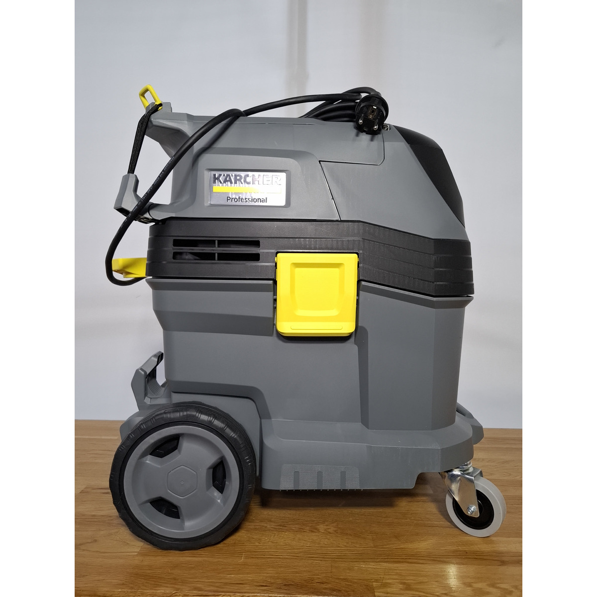 Строительный пылесос Karcher NT 30 / 1 Tact L (Цвет: Gray)