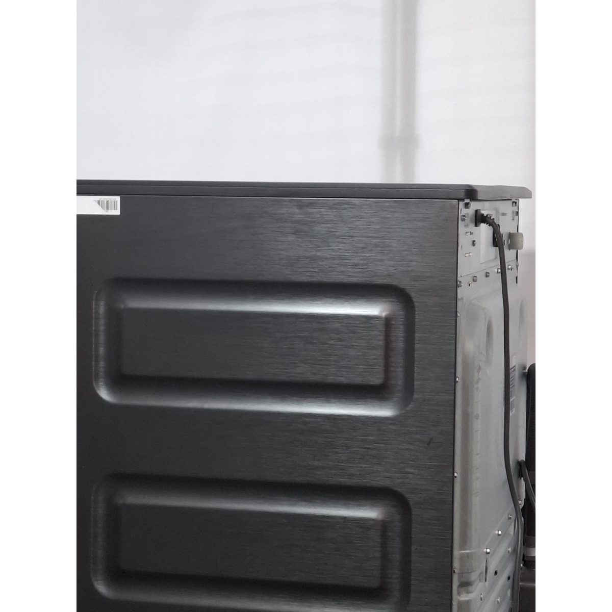 Стиральная машина LEX LWM10714LuxIDD, черный