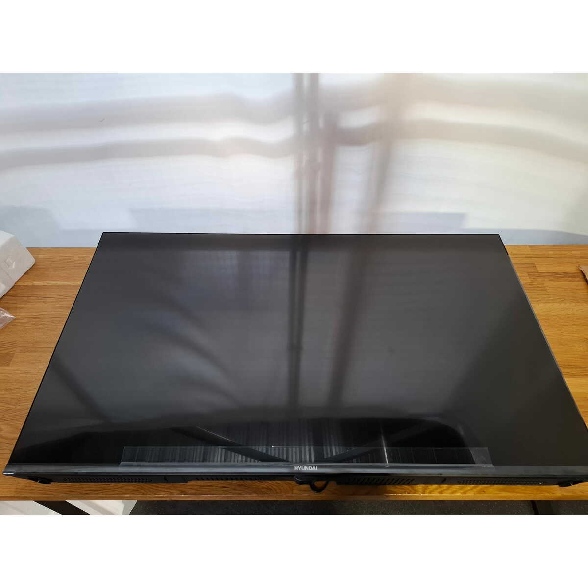Телевизор Hyundai 43" H-LED43BU7009, черный