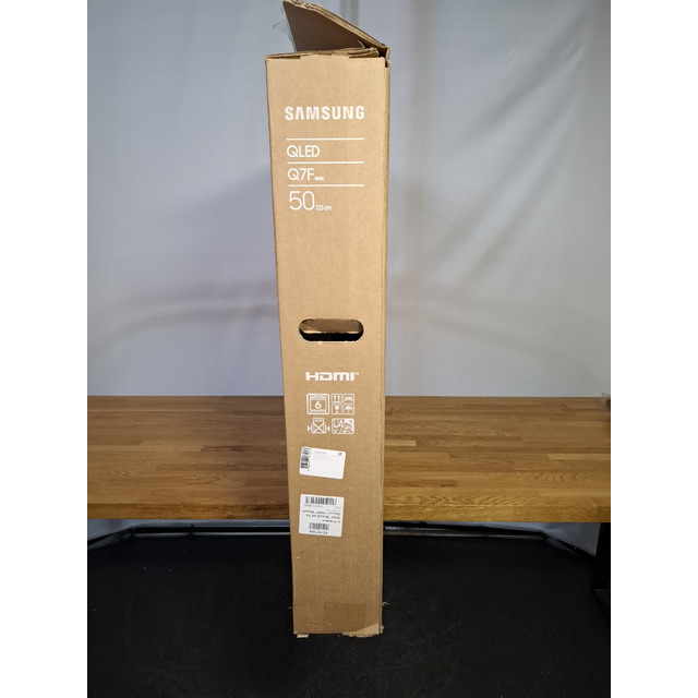 Телевизор Samsung 50" QE50Q7FAAUXRU, черный Телевизор Samsung 50" QE50Q7FAAUXRU, черный