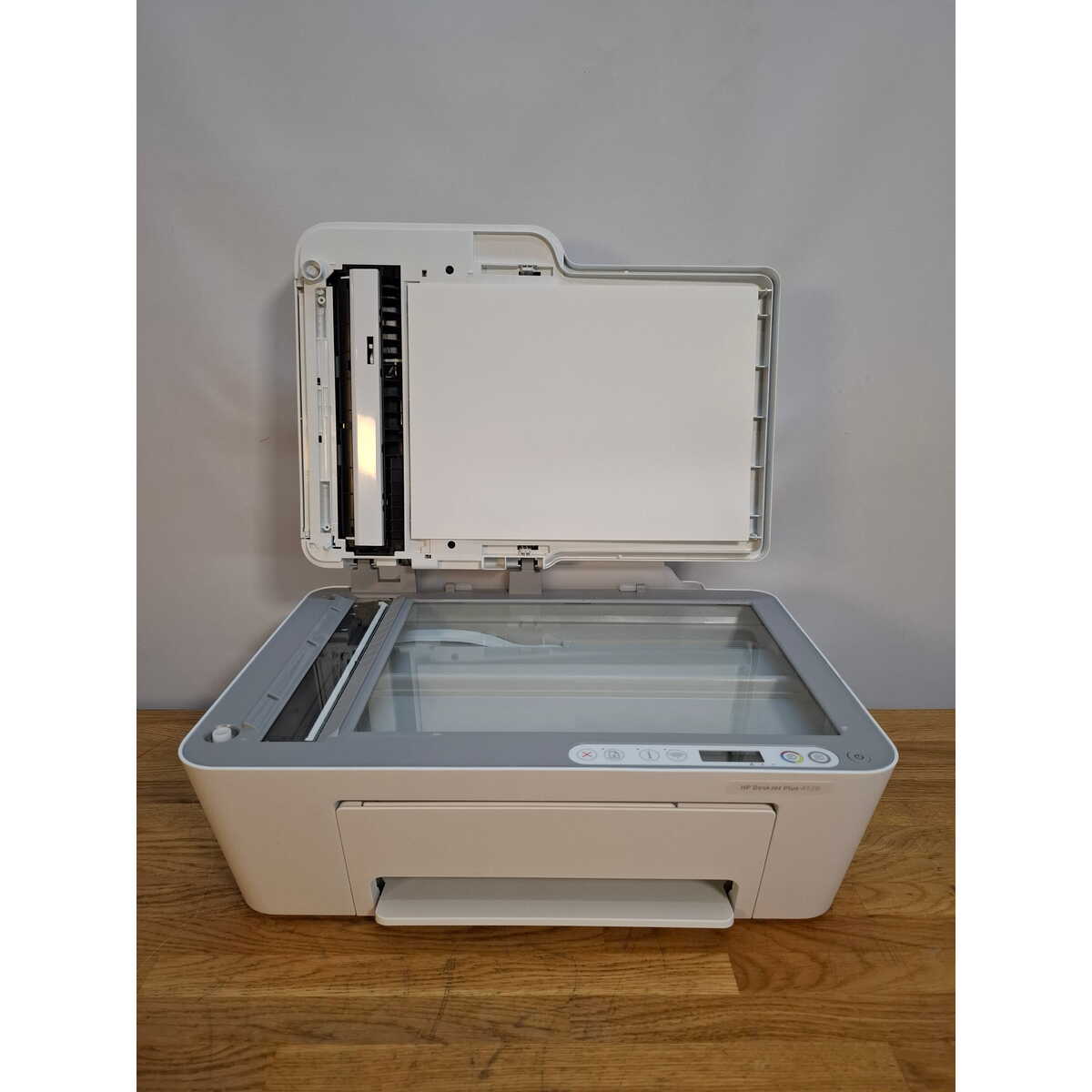 МФУ струйный HP DeskJet Plus 4120, белый